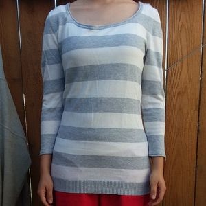 MAK Woman's Gray/White Striped Long Sleeve Blouse